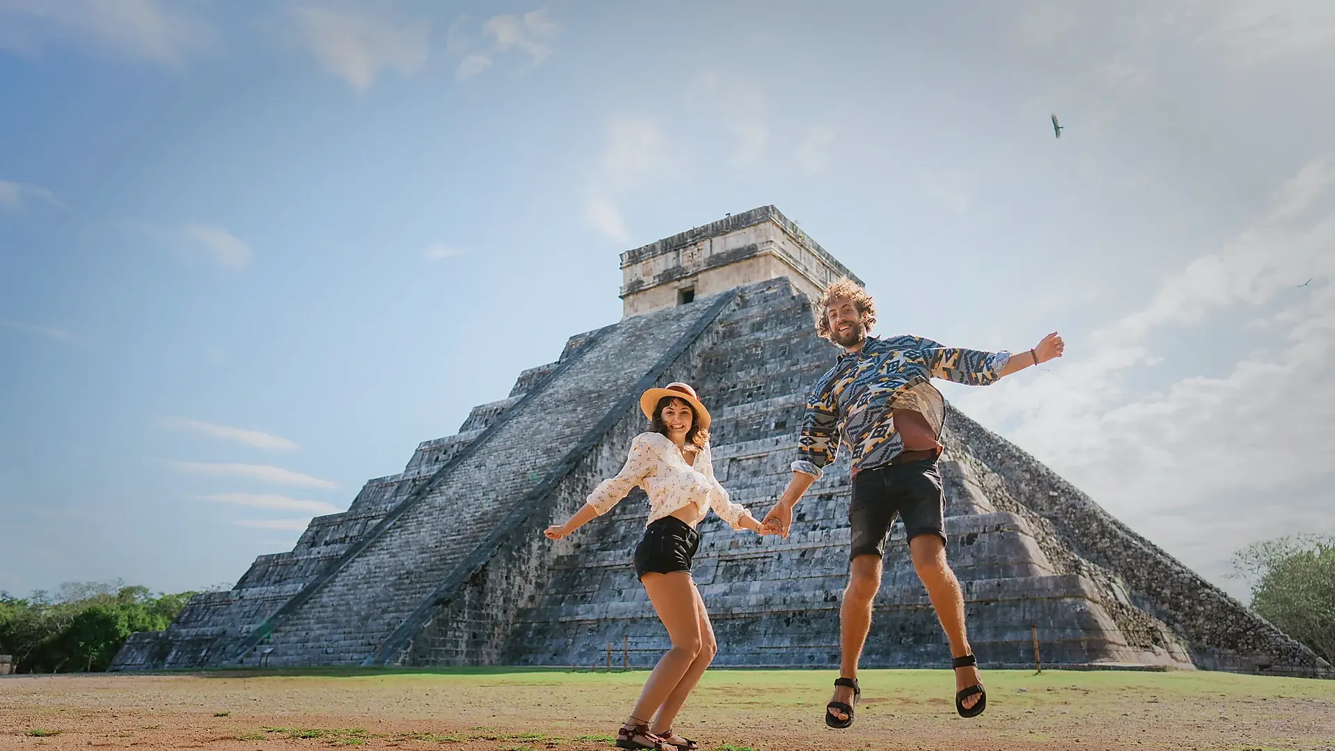 Luxury private tours in Yucatan from Merida — El Castillo Chichen Itza